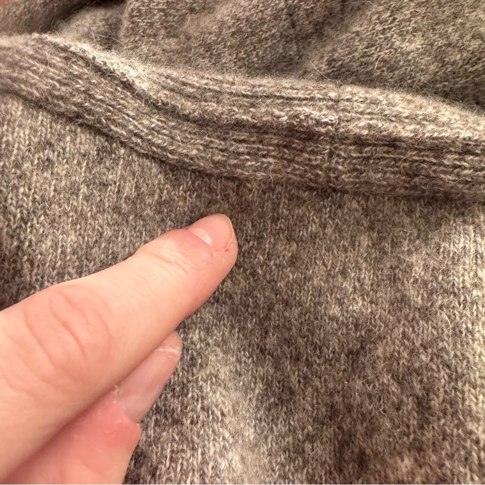 Cashmere Cardigan - Picture 9 of 11